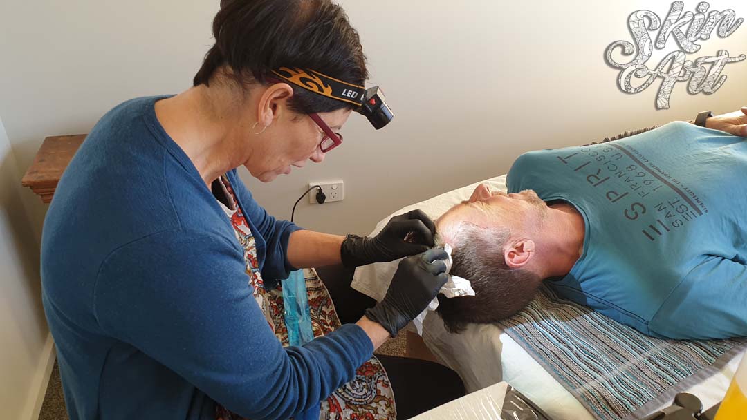 Skinart permanent makeup training photograph 11