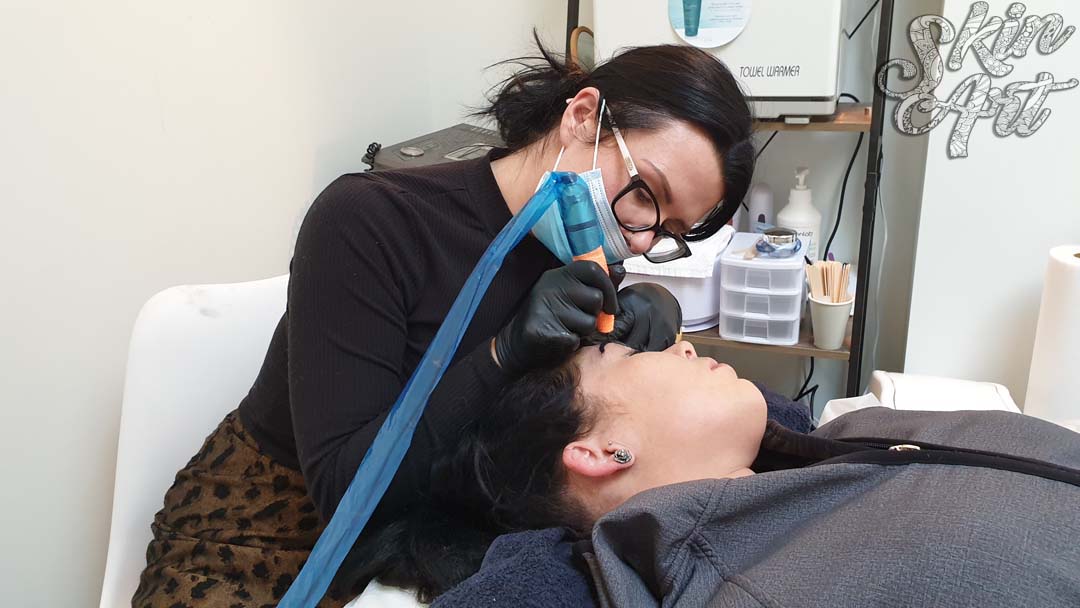 Skinart permanent makeup training photograph 16