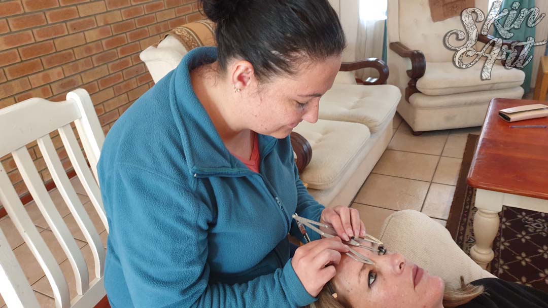 Skinart permanent makeup training photograph 25