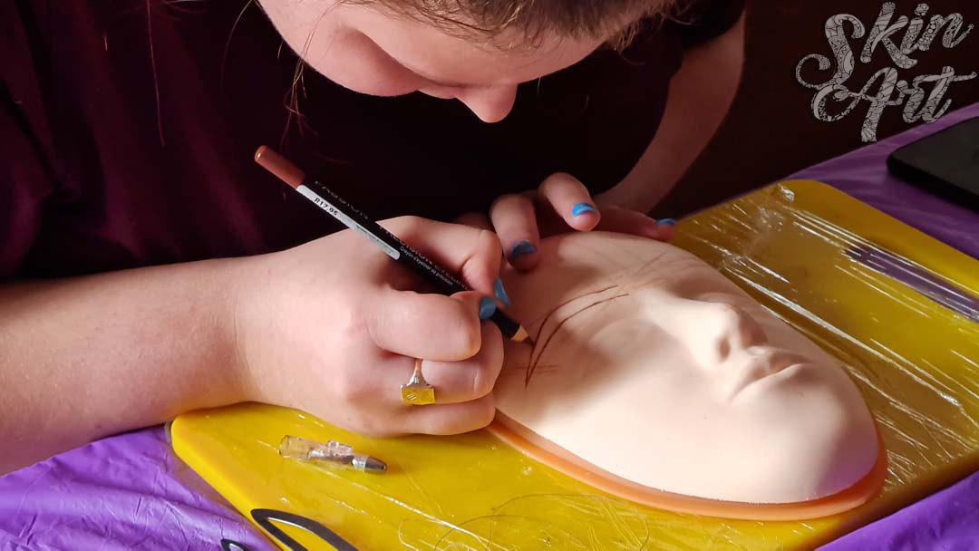 Skinart permanent makeup training photograph 40