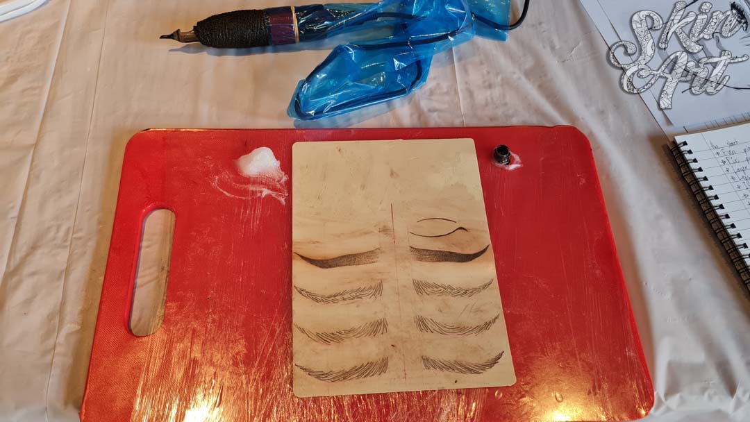 Skinart permanent makeup training photograph 45