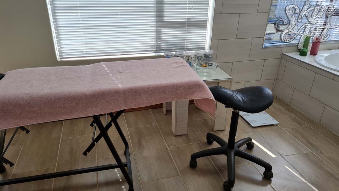Skinart permanent makeup training photograph 46