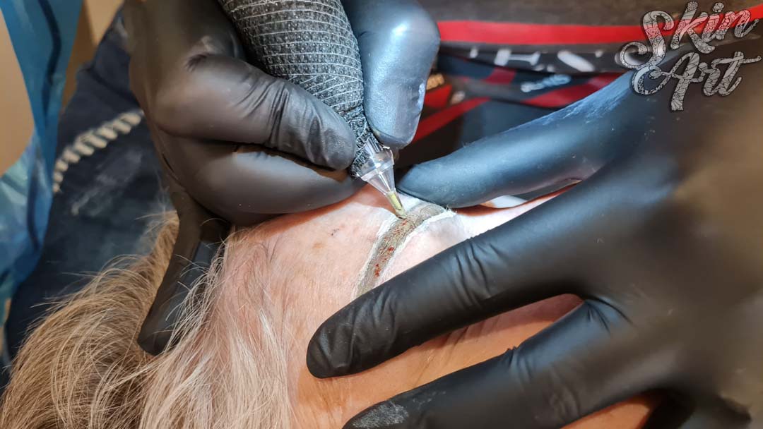 Skinart permanent makeup training photograph 56