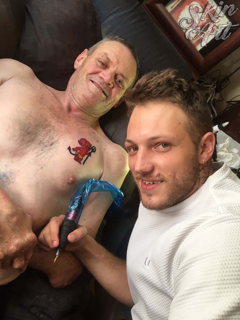 Skinart tattoo training photograph 85